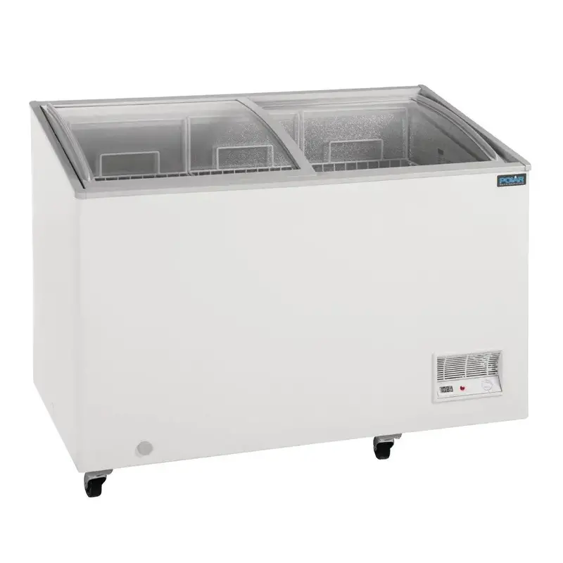 Polar G-Series 270 L High-Capacity Chest Freezer 1